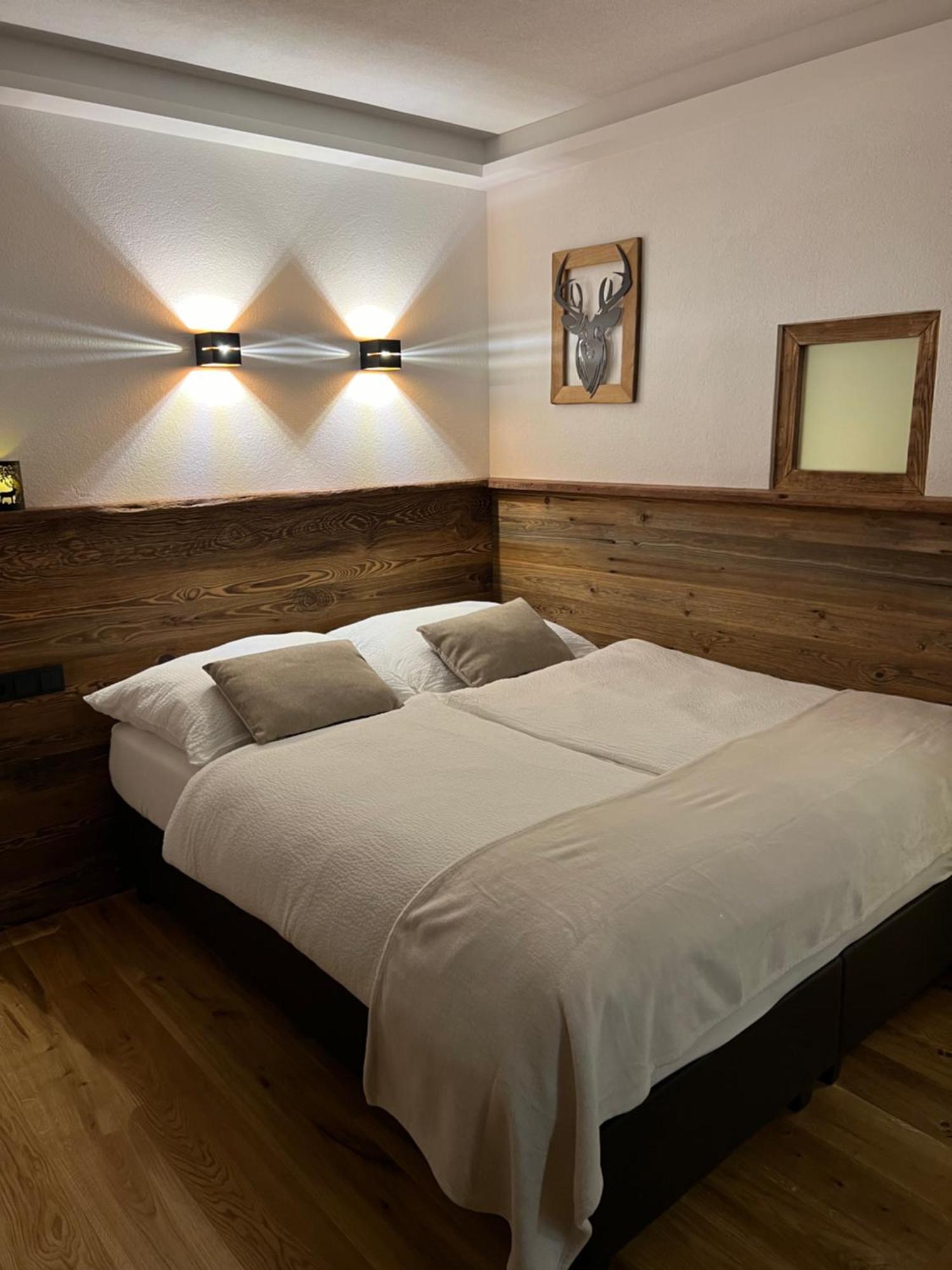Tirol Chalet Brixen Бріксен-ім-Тале Екстер'єр фото