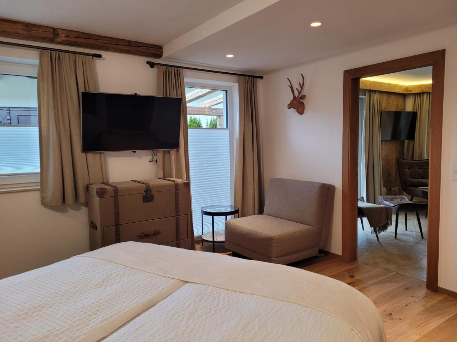 Tirol Chalet Brixen Бріксен-ім-Тале Екстер'єр фото